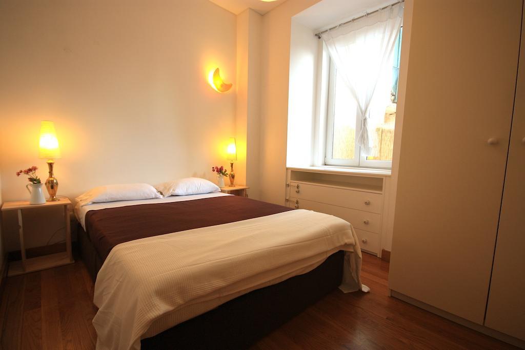 Myplace - Lisbon - Camoes Apartment Ngoại thất bức ảnh