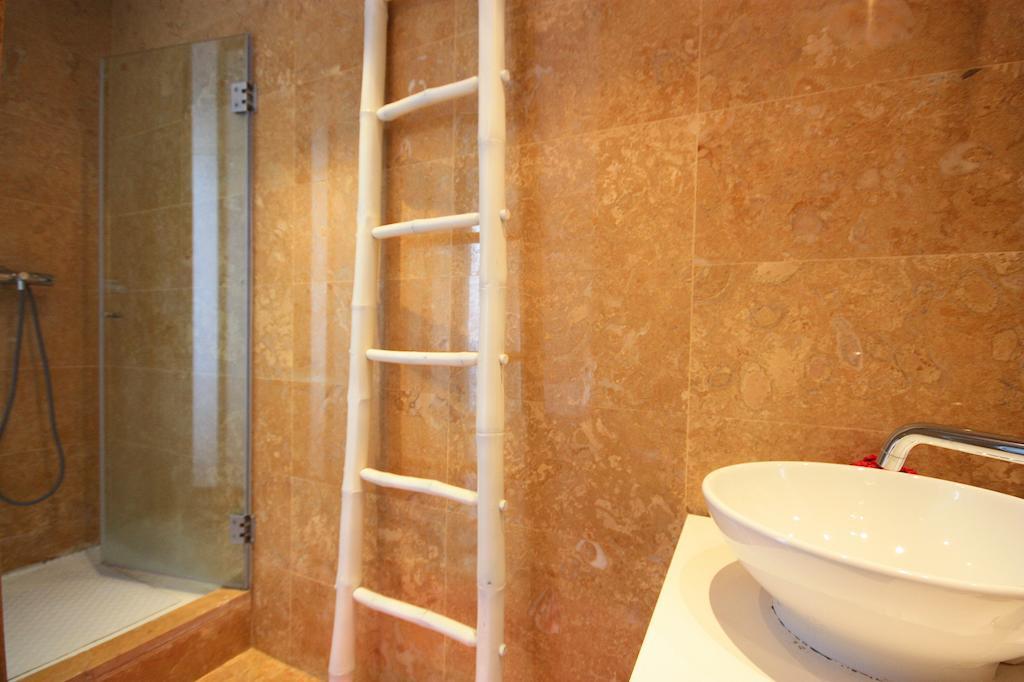 Myplace - Lisbon - Camoes Apartment Ngoại thất bức ảnh